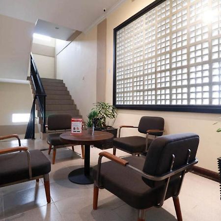 Reddoorz Plus Near Universitas Sumatera Utara Medan Exterior foto